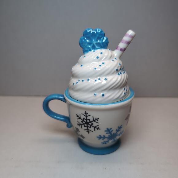 Temp-tations Seasonal Snowflakes 2 Piece Stacking Salt Pepper Shakers White Mug - Picture 1 of 8